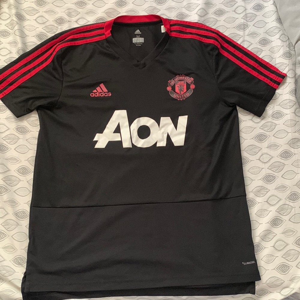 Manchester United jersey